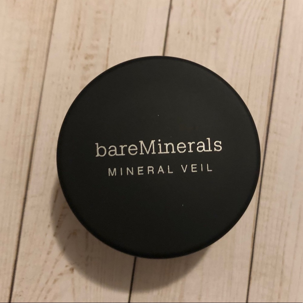 bareMinerals Mini Tinted Mineral Veil